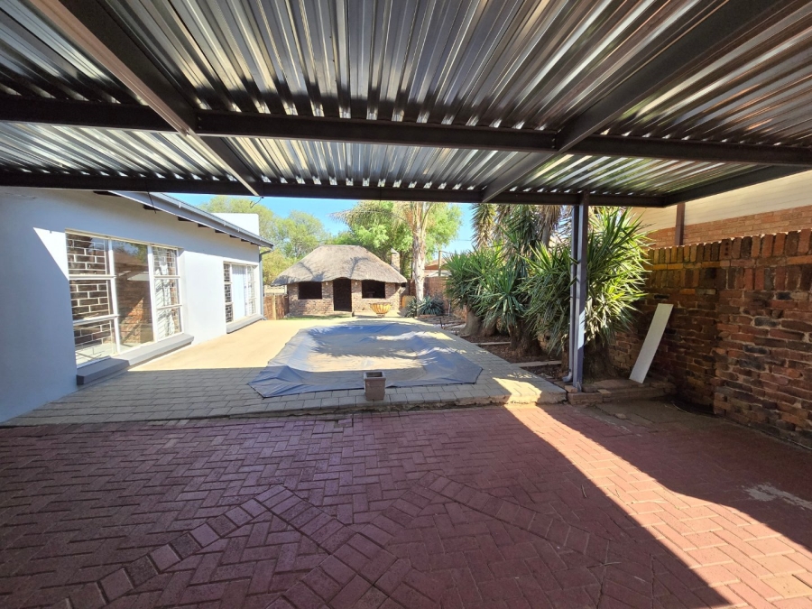 5 Bedroom Property for Sale in Universitas Free State